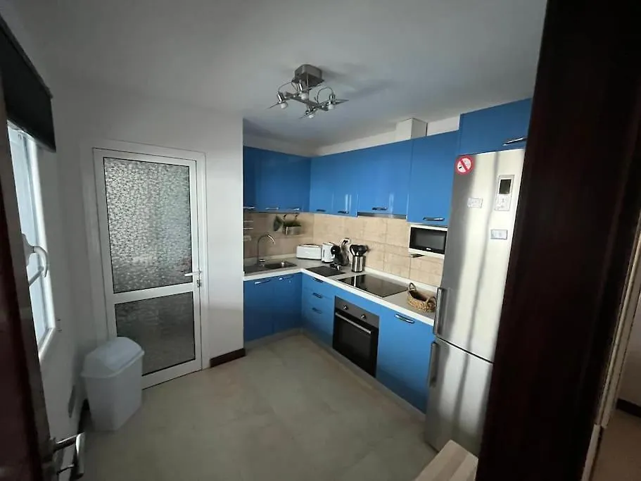 Apartamento San Eloy Con Plaza De Garaje Playa Honda  Apartmán Playa Honda (Lanzarote)